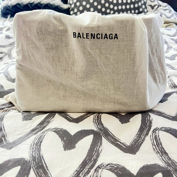 $1750 Authentic BALENCIAGA Made in ITALY Black Canvas Leather W/ Pouch Handbag - Picture 12 of 12